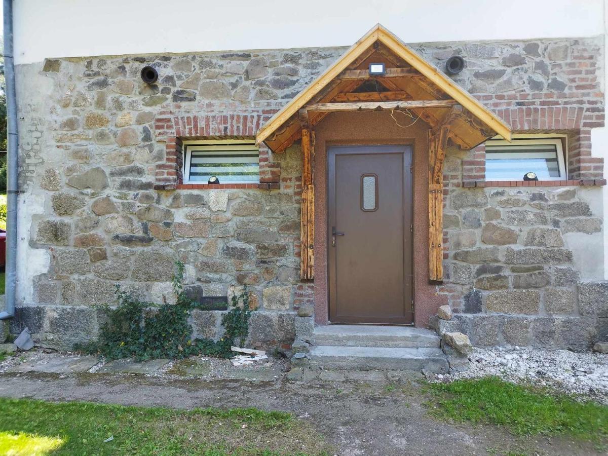 Apartamenty - Stara Stajnia - Na Krancu Swiata Miłków Екстериор снимка